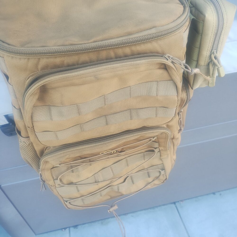 T.O.M. HORIZONS COOLER & MULTI PURPOSE BACK PACK BAG - Picture 10 of 12